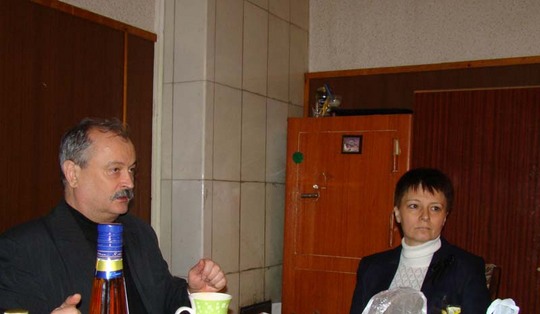 Главный редактор "Невского альманаха", председатель Литфонда России (СПб отделение) В.Скворцов, автор и друг журнала Л.Лазарева